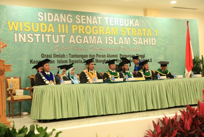 Institut Agama Islam Sahid (INAIS) Bogor menggelar wisuda, Sabtu (16/3).