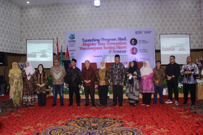  Institut STIAMI Jakarta meluncurkan Program Studi Magister Ilmu Komunikasi secara luring dan daring di Jakarta.