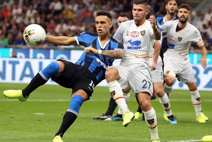 Pertandingan Inter Milan vs Lecce di Serie A Liga Italia.