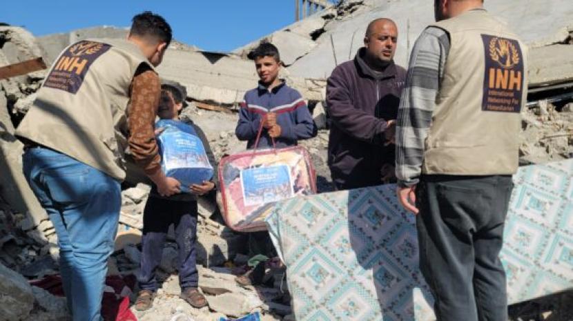 International Networking for Humanitarian (INH) menyalurkan sejumlah paket bantuan kemanusiaan ke lokasi terisolasi di Jalur Gaza Utara tepatnya di kamp pengungsian Jabalia, Bait Lahia, Bait Hanoon, Shaikh Radwan dan Shojayah. 