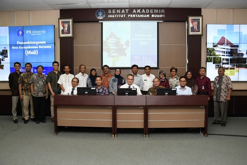 IPB University meneken kerja sama dengan Kabupaten Batu Bara dan PT Royal Canin Indonesia.