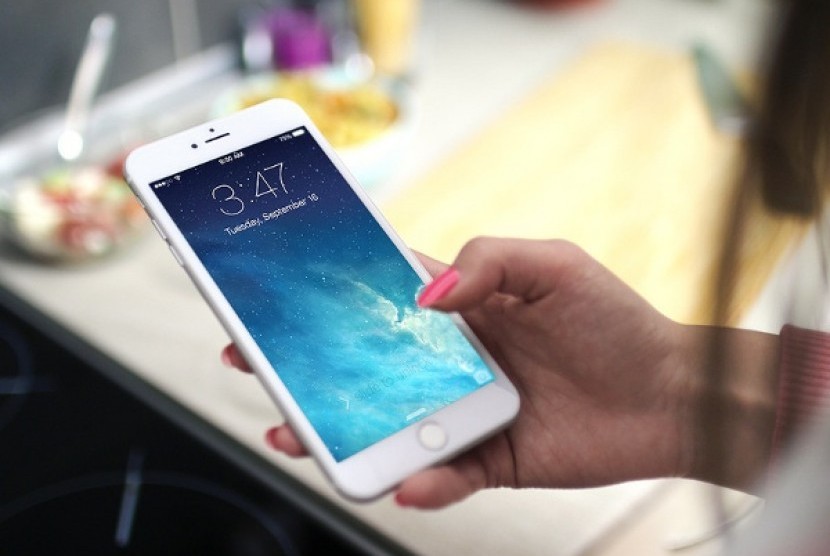  Apple dituduh secara diam-diam memperlambat kinerja tipe iPhone lama di antaranya iPhone 7 untuk mengatasi masalah pada baterai dan prosesor./Ilustrasi