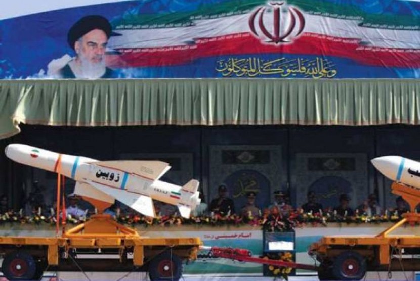 Iran memamerkan beragam senjata terbaru, ilustrasi