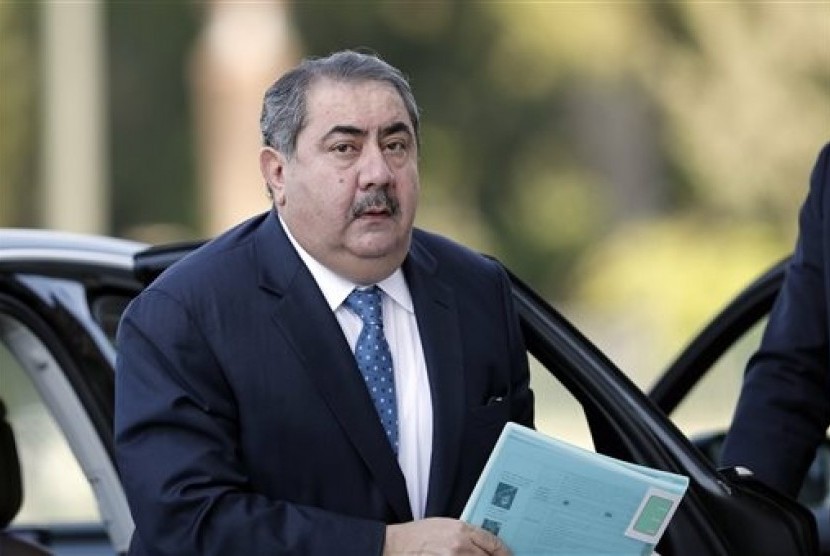 Iraqi Foreign Minister Hoshyar Zebari arrives at an EU-Arab league Foreign Ministers summit in Athens, on Wednesday, June 11, 2014.