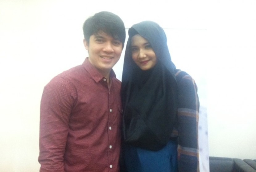Irwansyah dan Zaskia Sungkar di ajang Indonesia Hijab Fest 2015