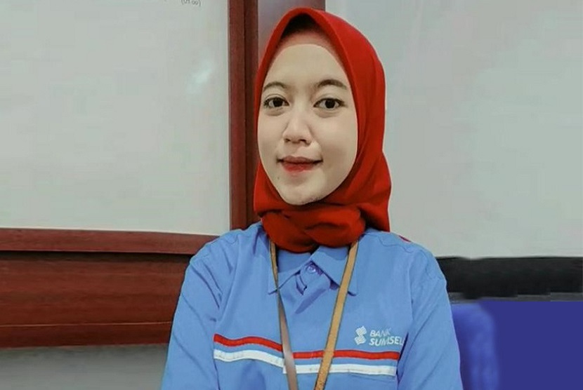 Iscabela Cahyadi Putri atau akrab dipanggil Bela merupakan alumnus Universitas BSI (Bina Sarana Informatika) Kampus Tasikmalaya tahun 2019. Kini Bela bekerja di salah satu bank di Sumatra Selatan yaitu Bank Sumsel Babel (BPD).