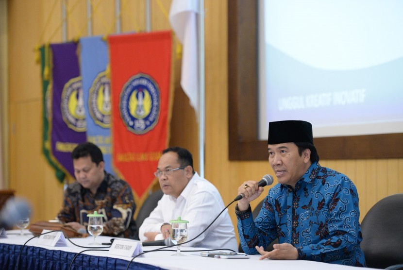 iskusi dan Pembekalan PTNBH di Rektorat Universitas Negeri Yogyakarta.