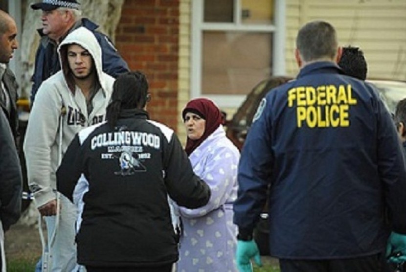 Islamic Center di pinggiran Melbourne digrebek polisi.