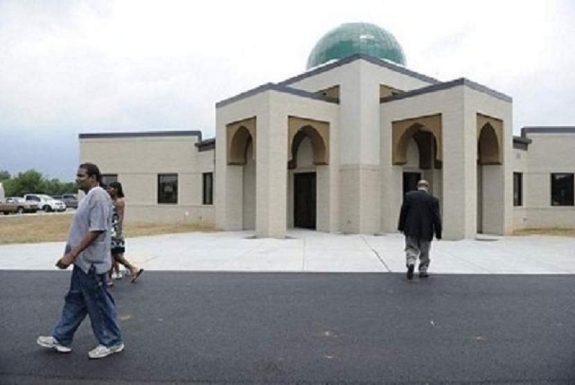 Islamic Center  Muslim Mufressboroo.