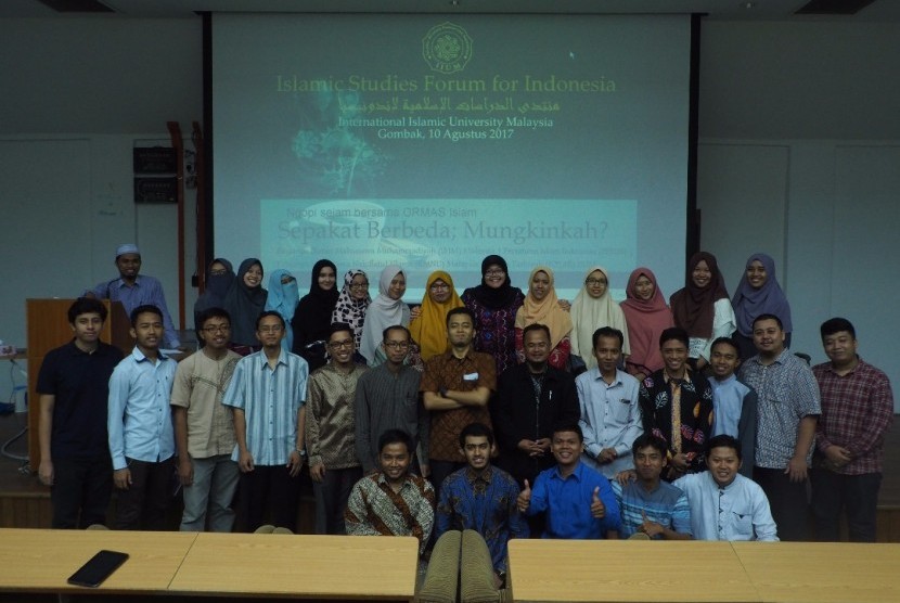 Islamic Studies Forum for Indonesia (ISFI) Malaysia menggelar diskusi soal persatuan umat Islam di Indonesia.