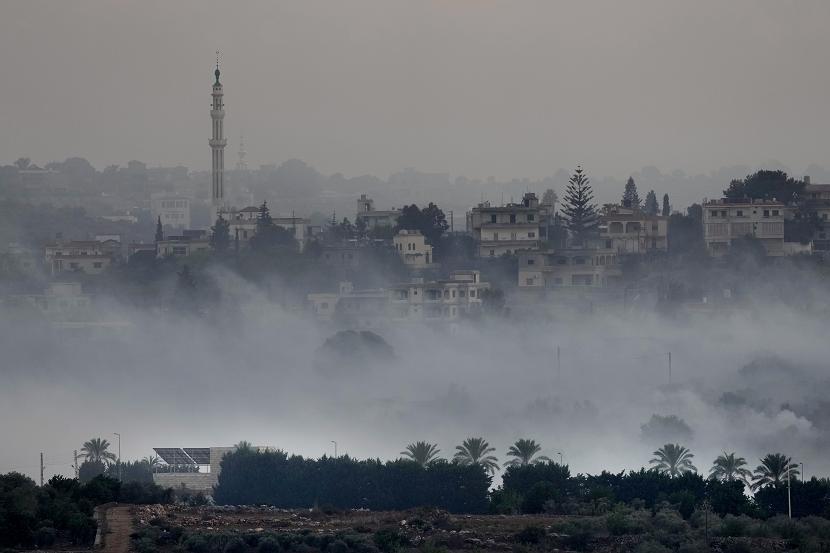 Israel menyerang Hizbullah di Lebanon selatan pada Selasa (17/10/2023) pagi, menurut militer Israel. 