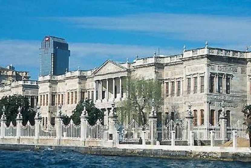 Istana Dolmabahce di Istanbul, Turki.