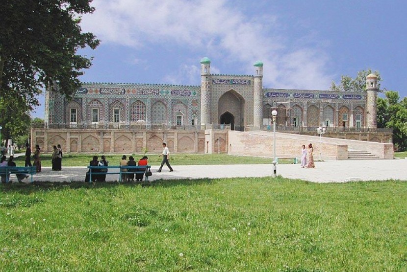 Istana Khudayar Khan di Kota Kokand, Lembah Fergana.