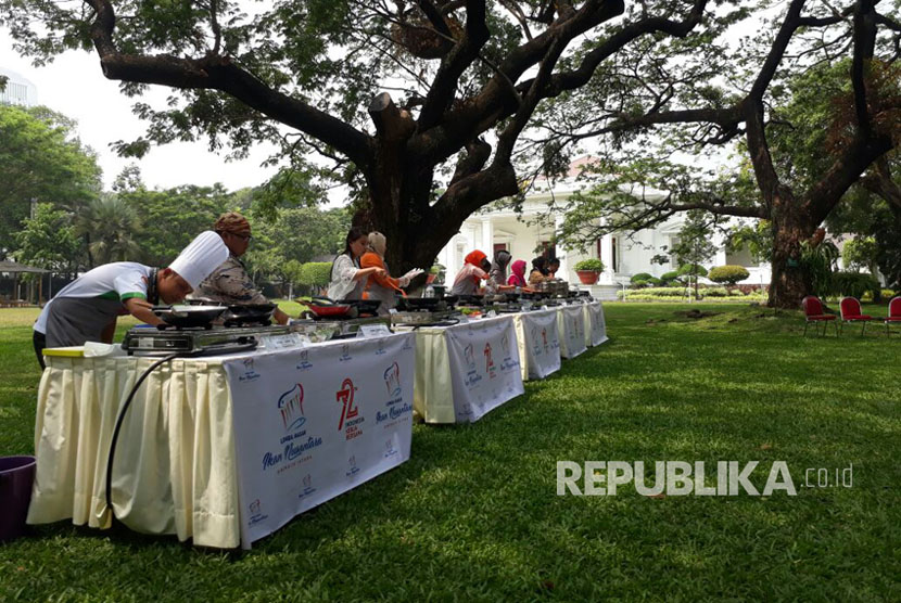 Seafood cooking competition held at Presidential Palace, Jakarta, on Tuesday.