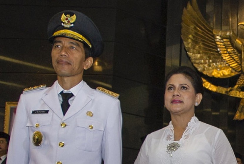 istri Gubernur DKI Jakarta, Iriana Jokowi (kanan)