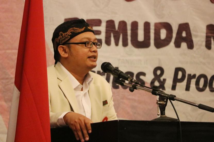 Iu Rusliana, Ketua Pimpinan Pusat Pemuda Muhammadiyah, Dosen Aqidah dan Filsafat Islam Fakultas Ushuluddin UIN Bandung.
