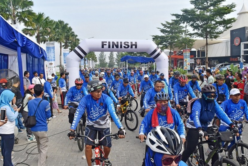 Jababeka menggelar acara Fun Bike di Jababeka Car Free Day bertepatan dengan Jababeka Eco Week 2018.