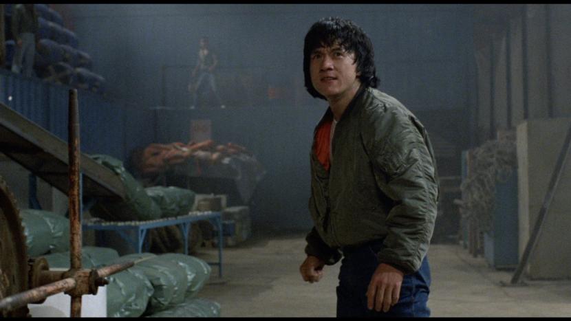 Jackie Chan dalam film The Protector. Film ini menjadi salah satu film Chan yang kurang laris. 