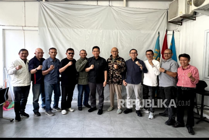 Jajaran pengurus Himpunan Pengusaha dan Wirausaha Indonesia (Hipwi) Forum Komunikasi Putra Putri Purnawirawan dan Putra Putri TNI Polri (FKPPI) Jabar mengajak semua pihak untuk menjaga kondusivitas Jawa Barat. 