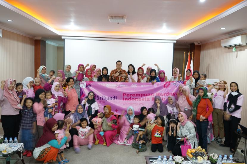 Jakarta Industrial Estate Pulogadung (PT JIEP) melalui Srikandi JIEP menyelenggarakan kegiatan penyuluhan gizi seimbang anak dan pemberian apresiasi kepada relawan sekaligus peserta program Gerakan Ayo ke Rumah Gizi (GAK RUGI) dalam memperingati Hari Ibu 2023.