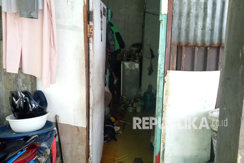 Rumah kontrakan tempat tinggal keluarga korban meninggal pembagian sembako di Monas yang terletak di RT 12/RW 13 Pademangan Barat, Jakarta Utara.