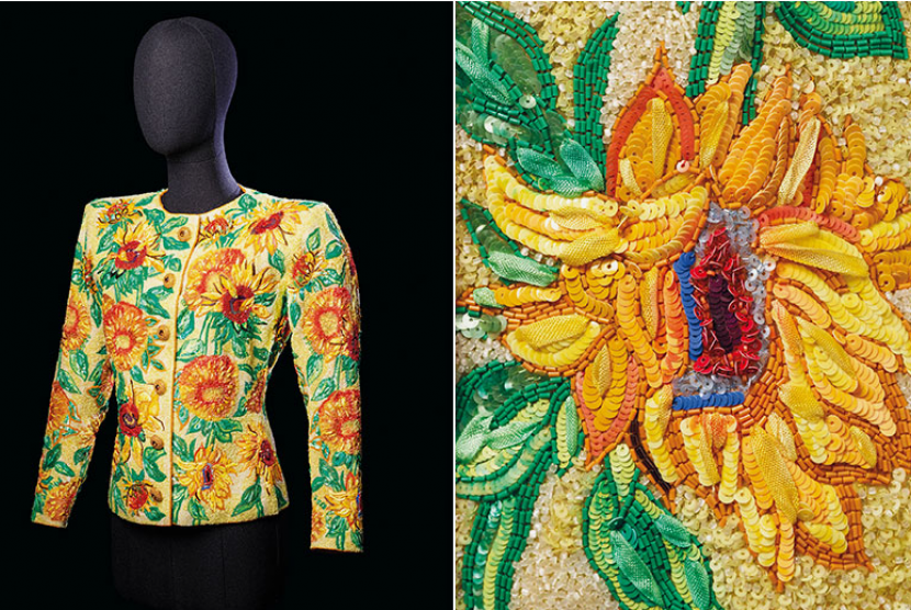 Jaket Sunflowers koleksi Yves Saint Laurent dilelang dengan harga fantastis oleh balai lelang Christies.