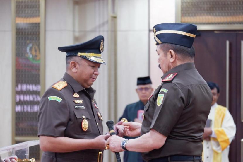 Jaksa Agung ST Burhanuddin melantik Ketut Sumedana, menjadi Kepala Kejati Bali.