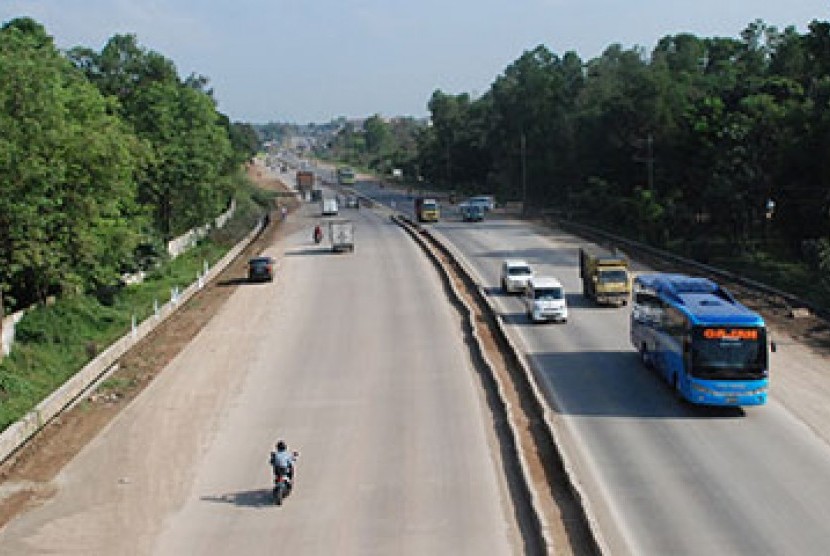 Jalan Soekarno-Hatta di Bandarlampung.