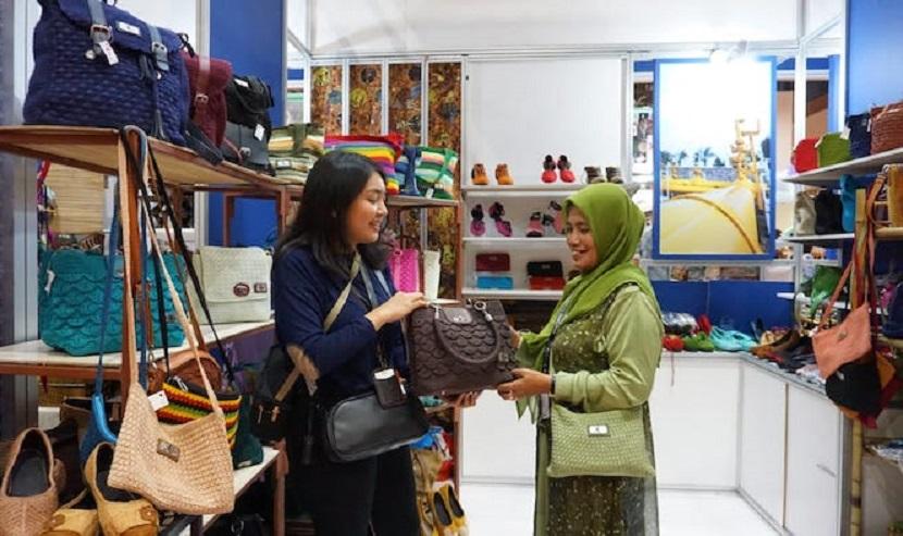 Jalankan Program CSR, PGN Bantu Perluas Usaha Nayla Craft