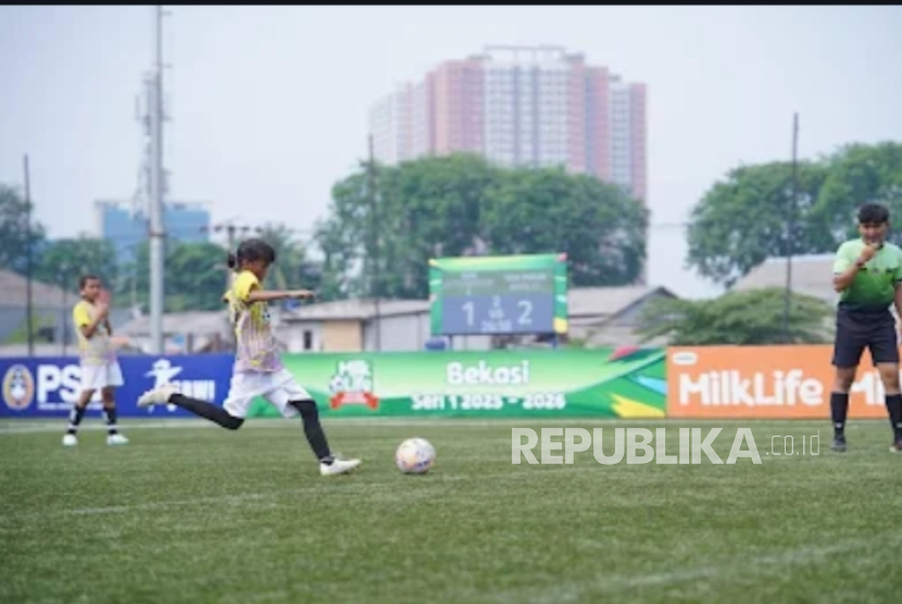 Jalannya MilkLife Soccer Challenge (MLSC) Bekasi Seri 1 2025 - 2026.