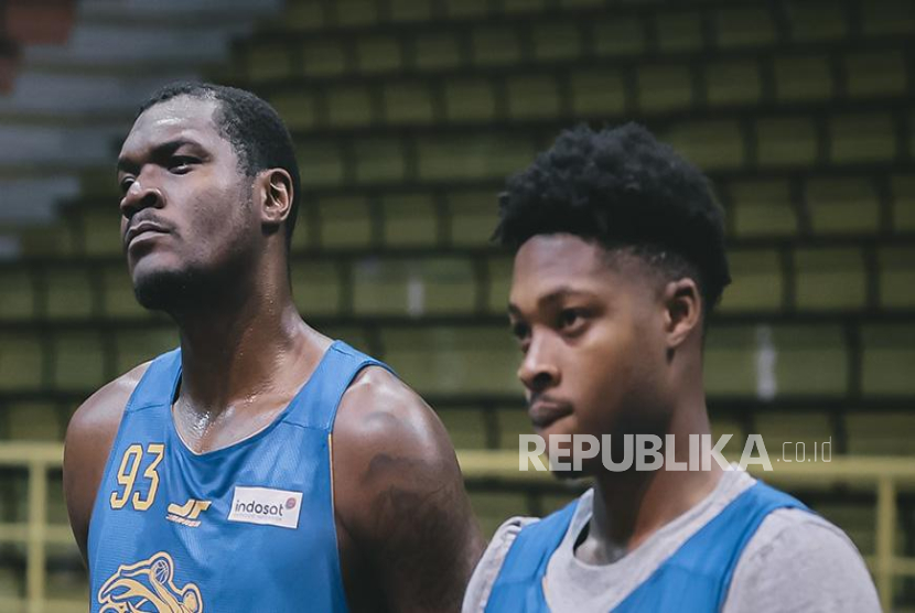 Jalen Jones dan Jordan Curry Perkuat Satria Muda di IBL 2026