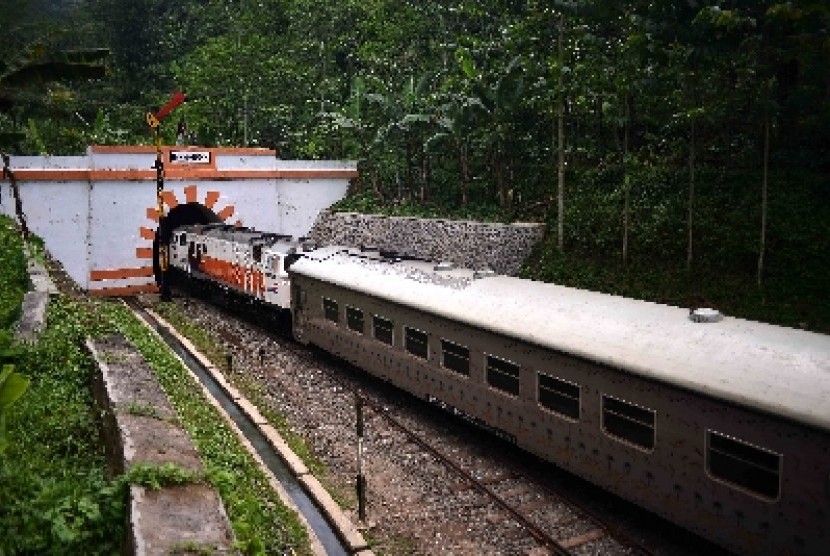 Jalur Kereta Selatan Jawa akan Kembali Diaktifkan | Republika Online
