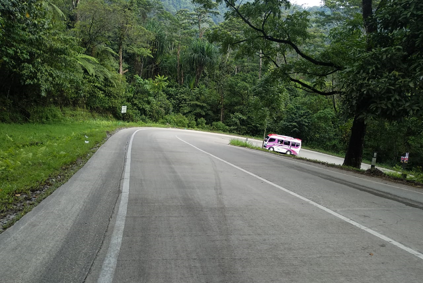 Jalur Sitinjau Lauik di Lubuk Kilangan, Kota Padang