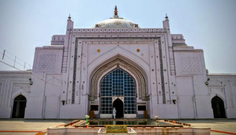 Ilustrasi. Jama Masjid Shamshi di Badaun, Uttar Pradesh, India. Imam Masjid di India Bangun Sekolah dan Madrasah untuk Difabel