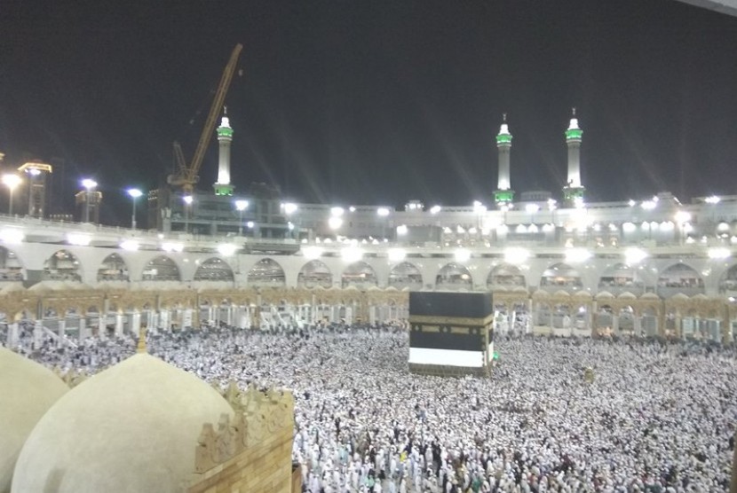 Hajj pilgrims at Mecca.
