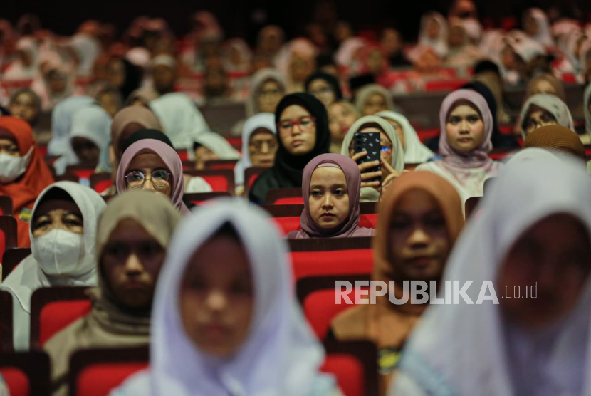 Republika Dorong Generasi Muda Jadikan Takwa Panduan Hidup