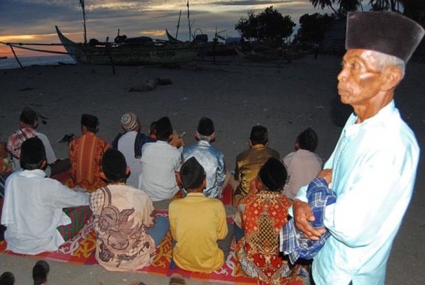 Jamaah Tarekat Syattariyah di Sumatera Barat.