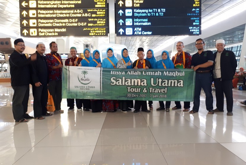 Jamaah umrah perdana Salama Utama.