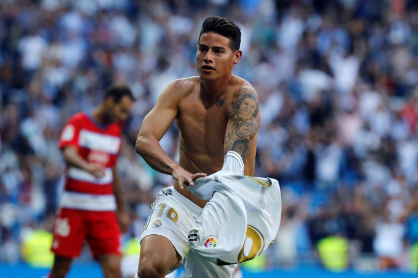 James Rodriguez melepas jersey Real Madrid untuk gabung Everton.