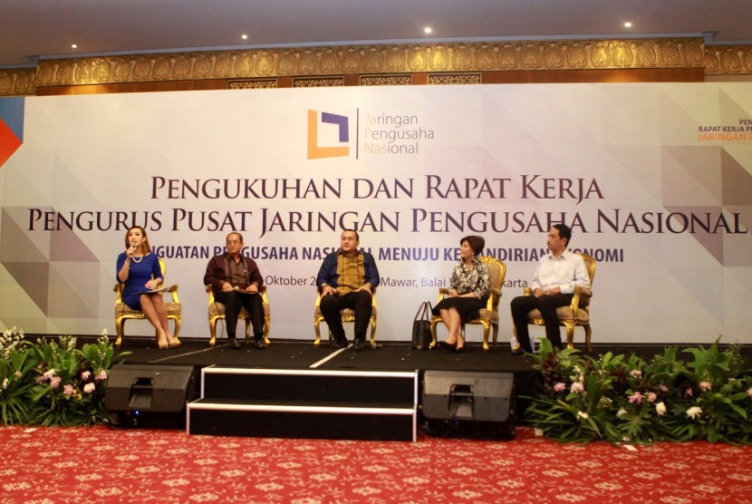  Jaringan Pengusaha Nasional (JAPNAS). Kamar Dagang dan Industri (Kadin) Indonesia menyatakan dukungannya kepada Jaringan Pengusaha Nasional (Japnas) yang akan melakukan Musyawarah Nasional (Munas) pada Agustus 2022 mendatang.