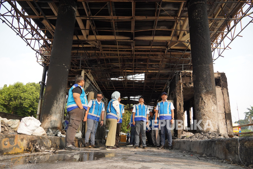 Jasa Marga memulihkan layanan di beberapa gerbang tol pada ruas tol Cawang-Tomang-Pluit akibat unjuk rasa sejak Jumat (29/8/2025).