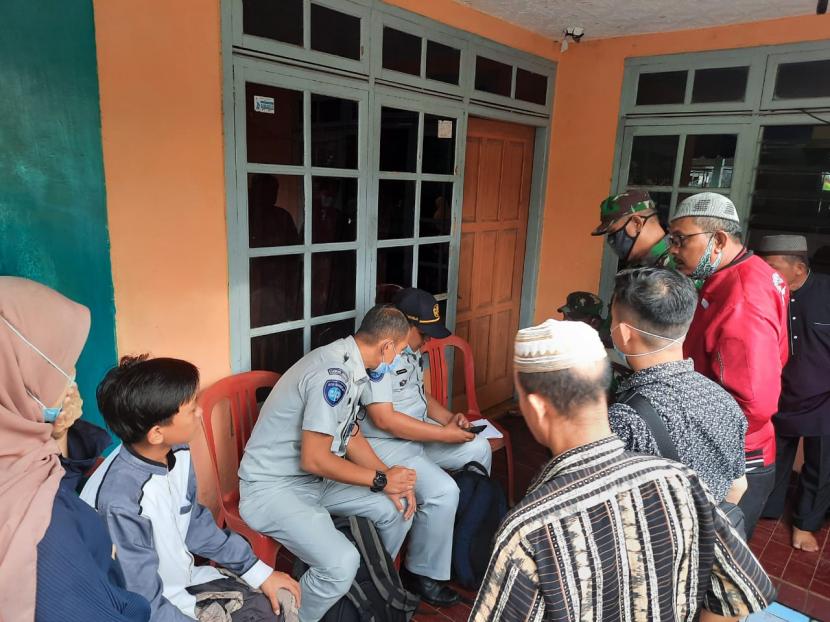 Jasa Raharja melakukan pendataan kepada ahli waris korban laka lantas bus di Sumedang, Jawa Barat.
