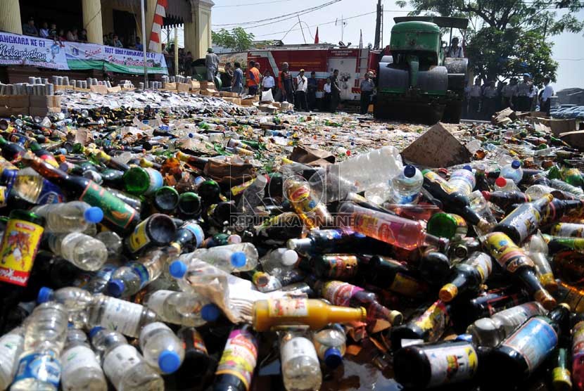 Peredaran minuman keras dan tempat hiburan malam mengusik ketenangan muslim di Bulan Ramadhan