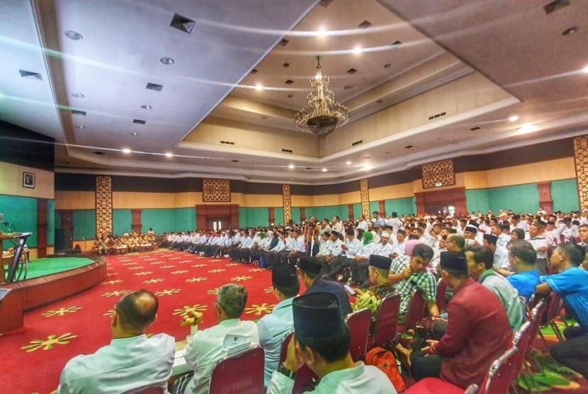 Jelang pelaksanaan Pemilihan Kepala Desa (Pilkades) serentak yang akan digelar pada 3 November mendatang, Pemerintah Kabupaten Bogor menggelar Deklarasi Damai pada Selasa (22/10).