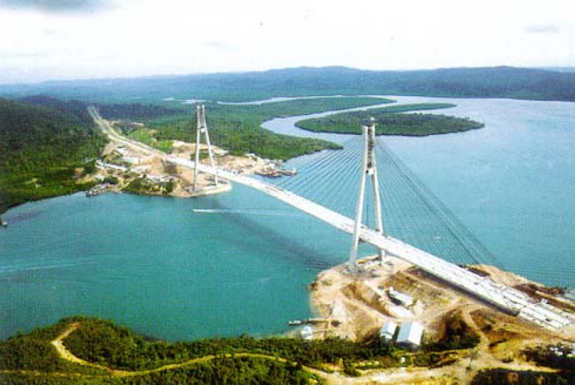 Jembatan Barelang di Pulau Batam.