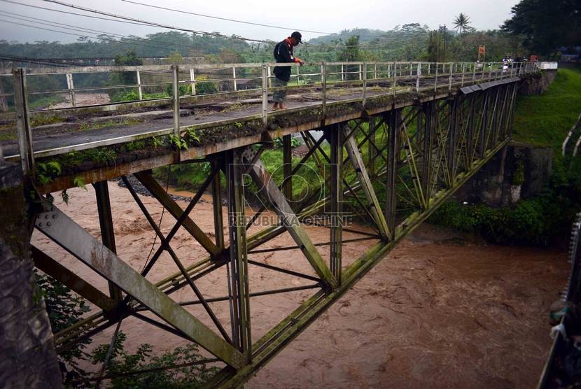 Jembatan Kali Progo