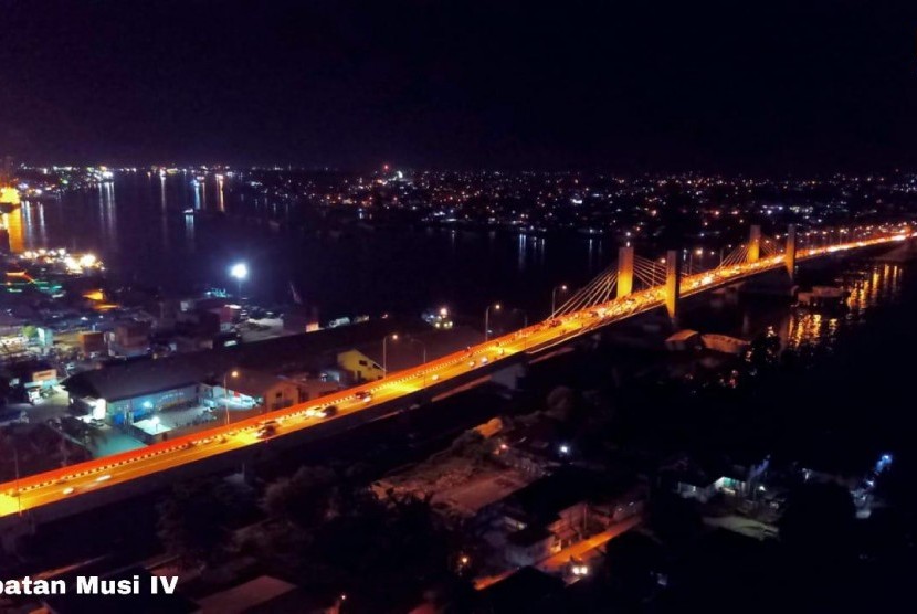 Jembatan Musi 4 di Kota Palembang, Sumatera Selatan, sudah dibuka untuk umum sejak Selasa (8/1).