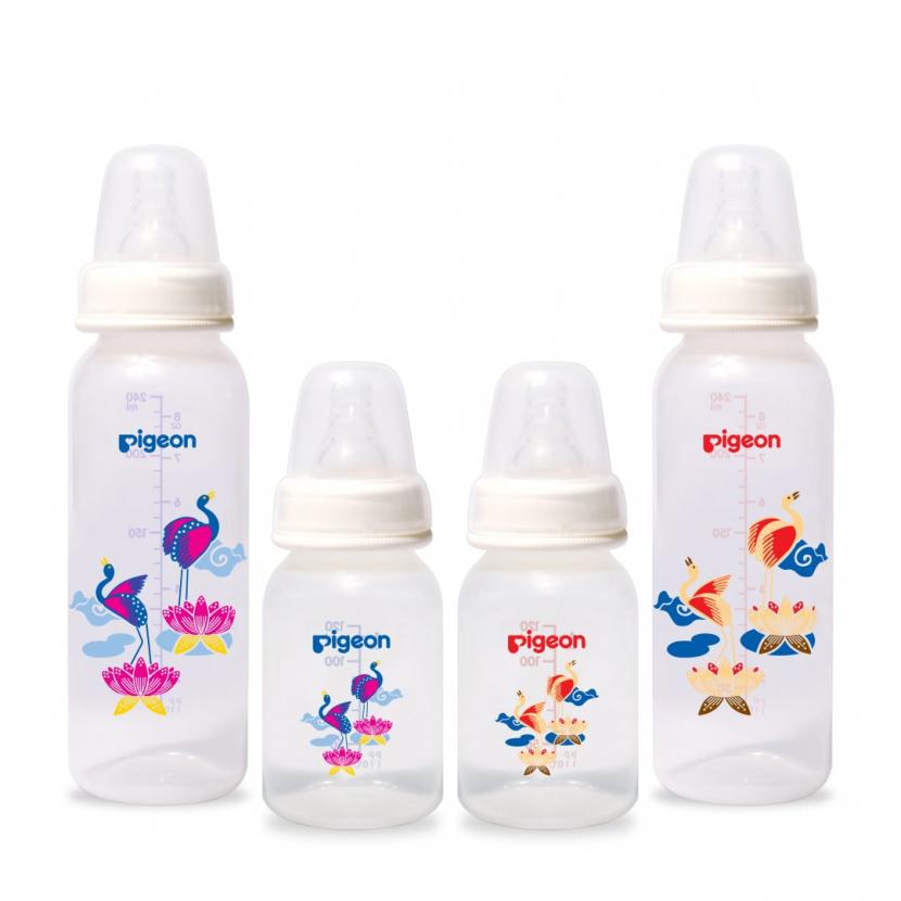 Jenama produk perlengkapan bayi Pigeon berkolaborasi dengan desainer batik Iwet Ramadhan merilis botol batik dan kain batik tulis. 