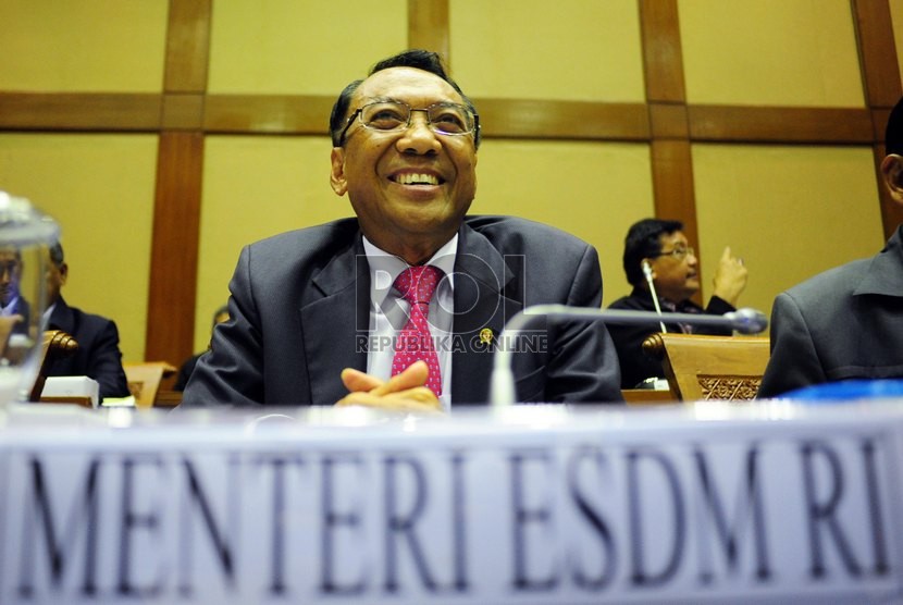 Jero Wacik Resmi Mundur dari Menteri ESDM | Republika Online