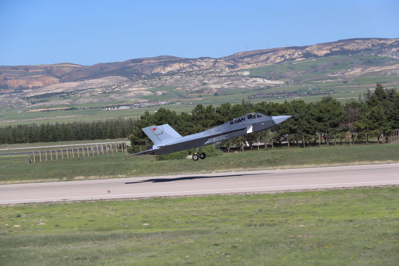 Jet tempur KAAN buatan Turki.